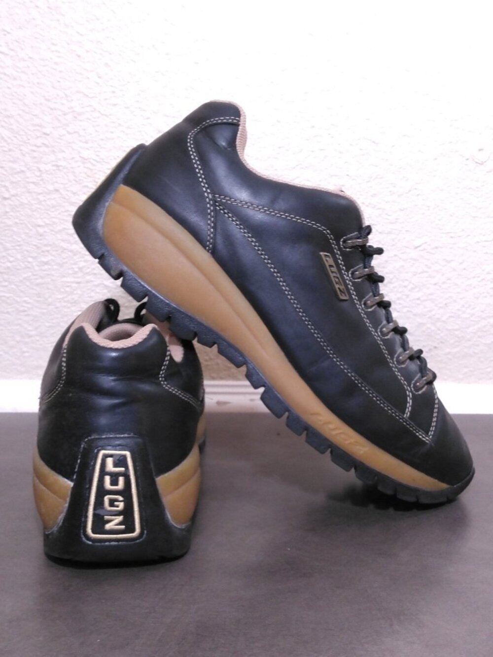 LUGZ Shoes Mens SIZE 10.5 ZCS 2000 COMPOUND Leather Boot SNEAKERS Black Gum VTG